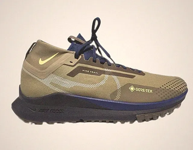 Nike React Pegasus Trail 4 SZ 15 Gore-Tex Mid Khaki FD5841-200 Hiking Camping
